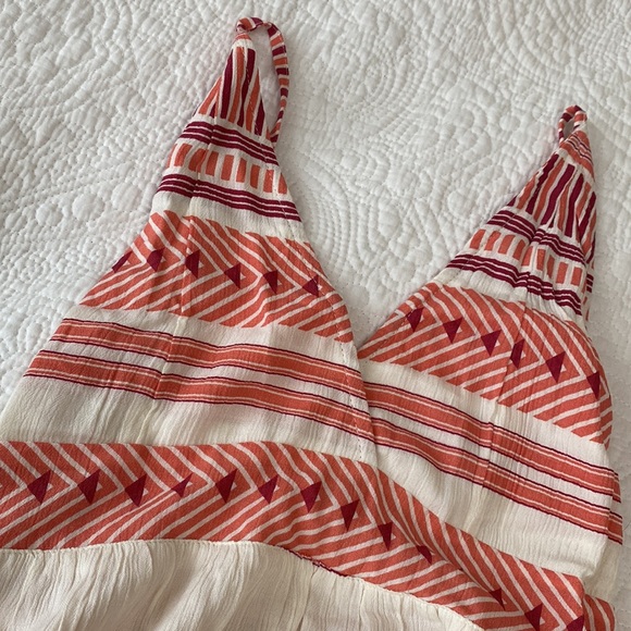 Sale!🛍️O’Neill Backless Halter Dress - Picture 11 of 12